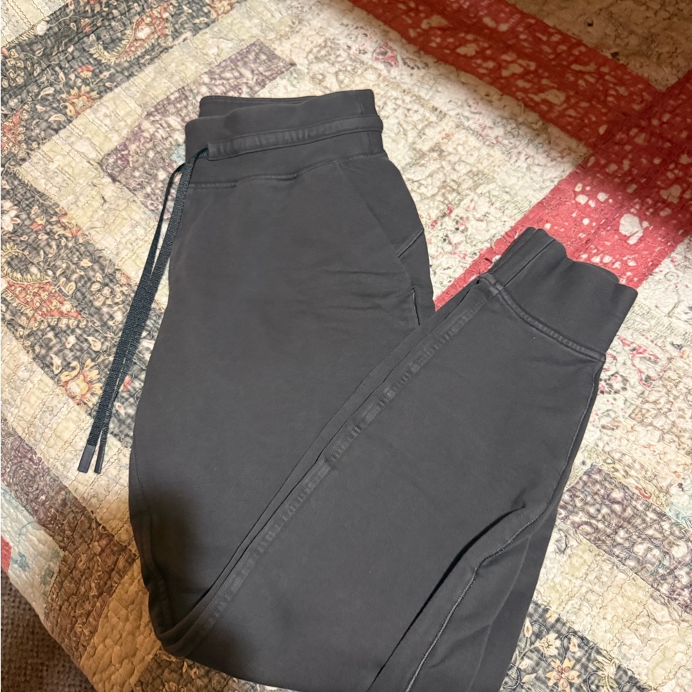 Women's Lululemon Jogger Pants